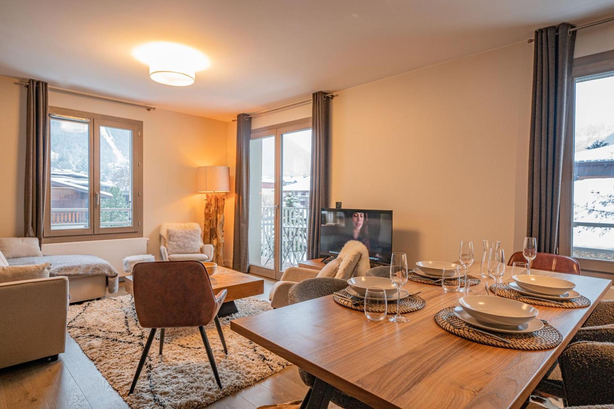 Perle Blanche - Brand New 2 Bedroom Apartment Perfectly Located シャモニー エクステリア 写真